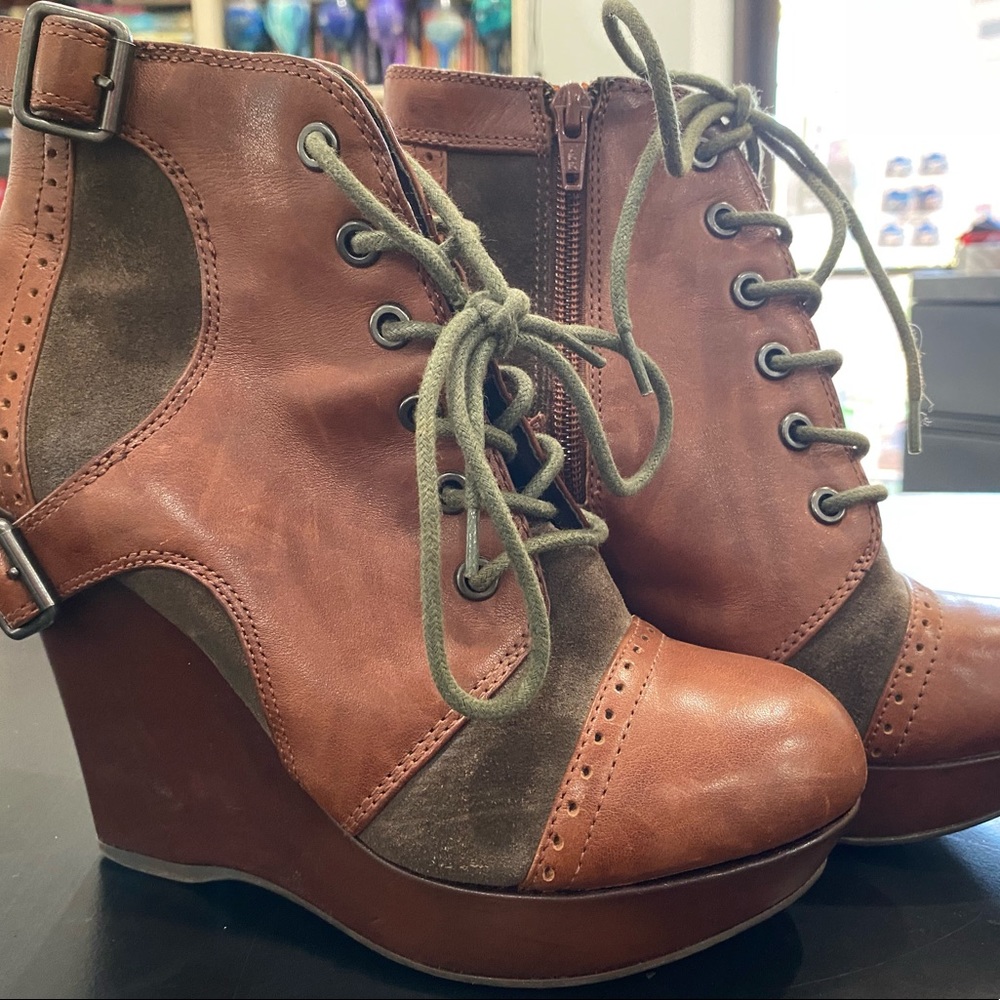 Ankle boots
